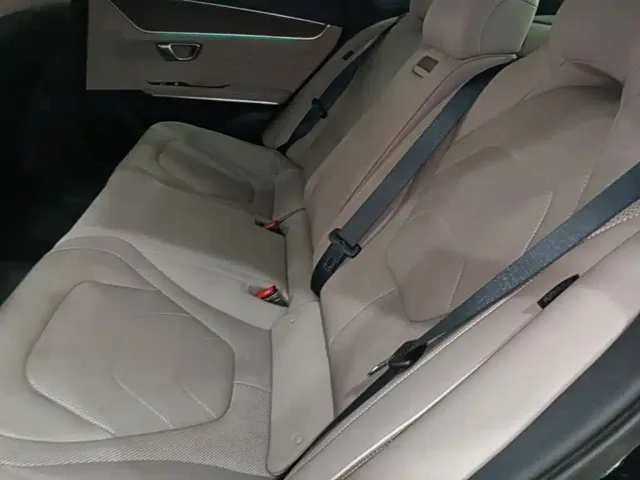 BYD Han — Фото автомобиля 16