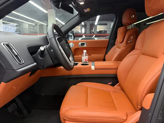 Li Auto L7 — Фото автомобиля 8