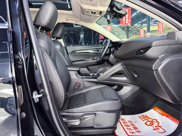 Buick Envision Plus — Фото автомобиля 6