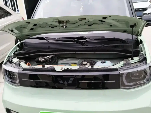 Wuling Hongguang Mini EV — Фото автомобиля 19