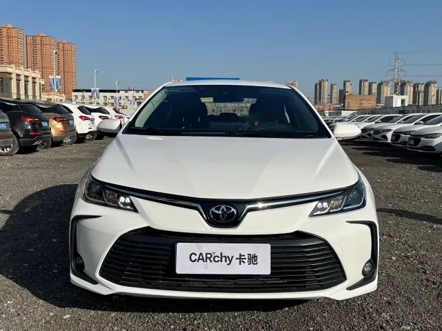 Toyota Corolla — Фото автомобиля 2