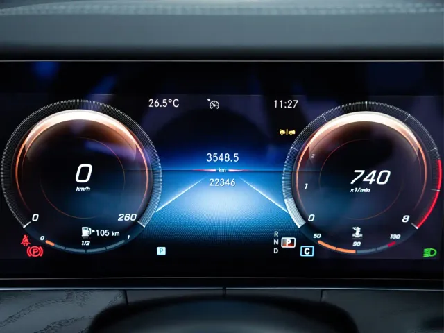 Mercedes-Benz E-Class — Фото автомобиля 9