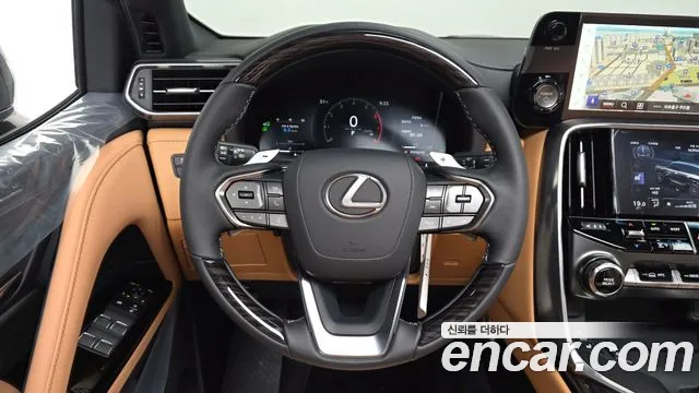 Lexus LX — Фото автомобиля 13