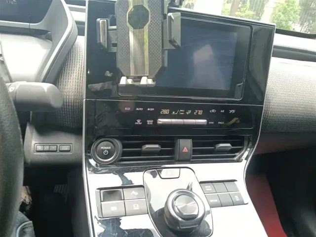 Toyota GAC Toyota bZ4X — Фото автомобиля 12
