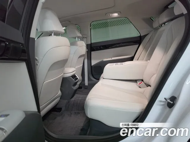 Hyundai Grandeur GN7 — Фото автомобиля 17
