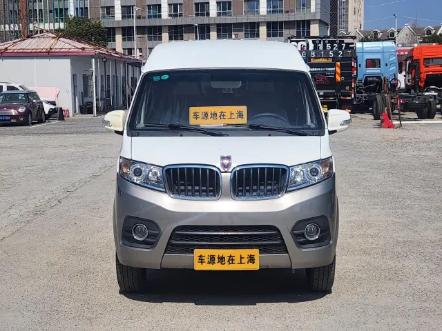 Jinbei New Hiace X30L — Фото автомобиля 2