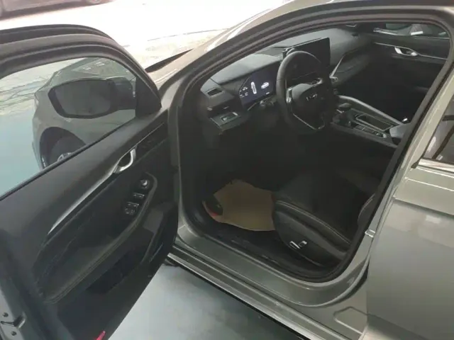 Geely Xingrui — Фото автомобиля 15