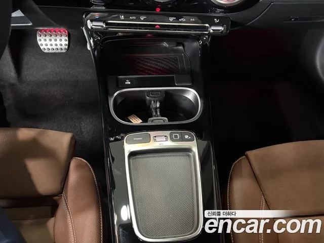 Mercedes-Benz A-Class — Фото автомобиля 15