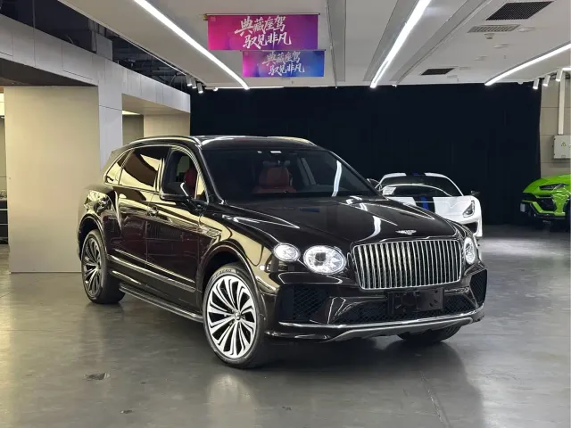 Bentley Bentayga — Фото автомобиля 3