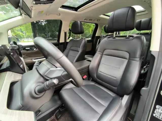 GAC Trumpchi E8 — Фото автомобиля 12