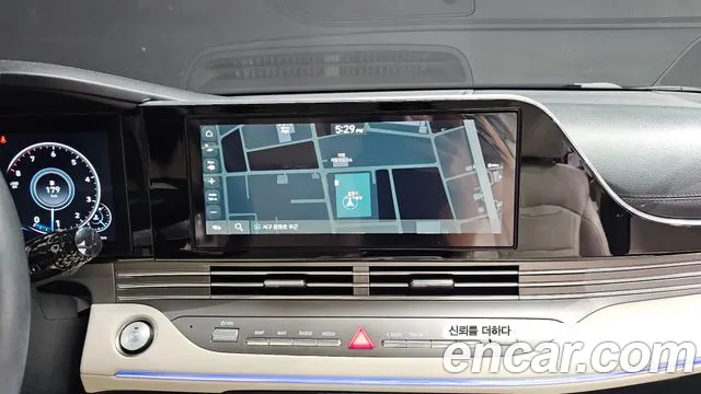 Hyundai Grandeur New — Фото автомобиля 13