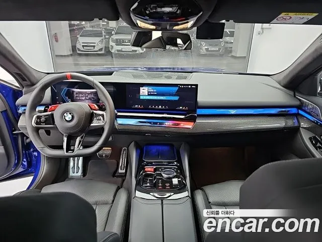 BMW M5 G90 — Фото автомобиля 6