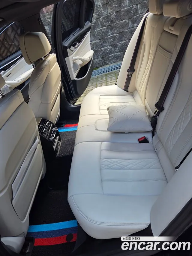 BMW 5-Series 5 серия (G30) — Фото автомобиля 7