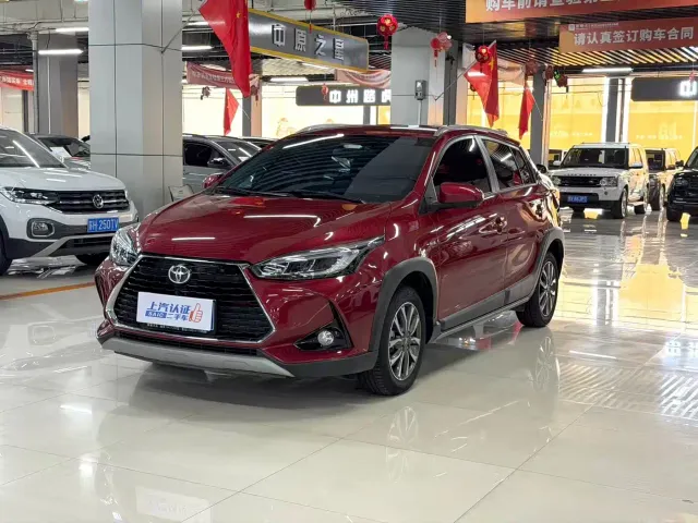Фотография автомобиля — Toyota YARiS L Zhi Xuan