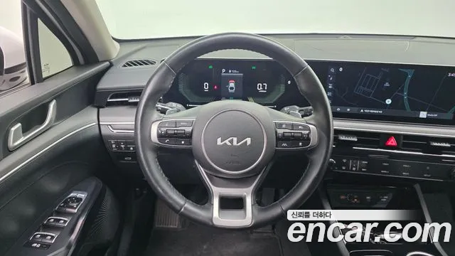 Kia K5 Новый K5 3 поколение 2.0 LPi(Для проката) — Фото автомобиля 11