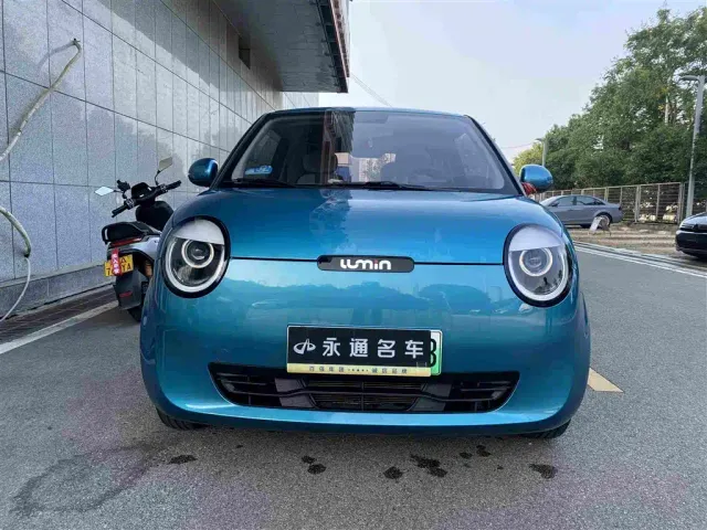 Changan Lumin — Фото автомобиля 2
