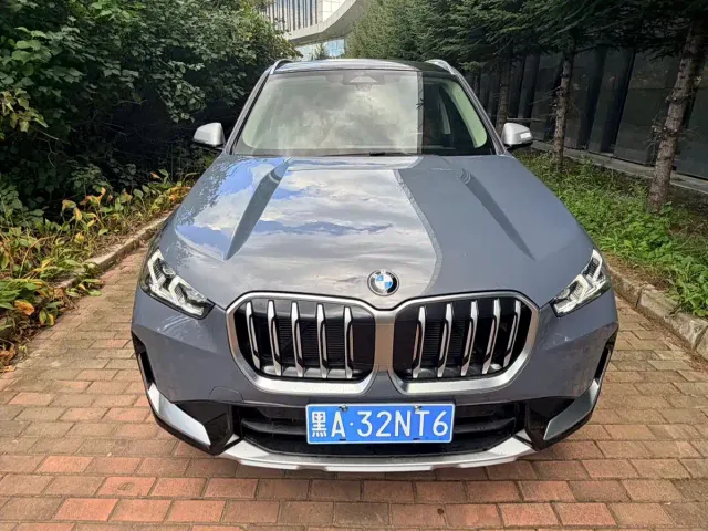 BMW X1 — Фото автомобиля 2