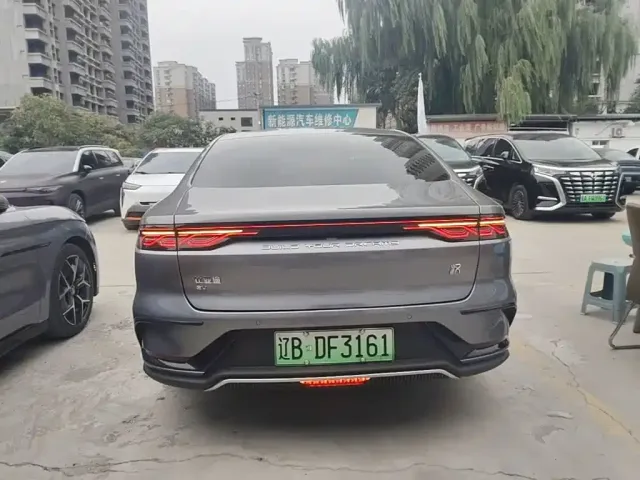 BYD Han — Фото автомобиля 5