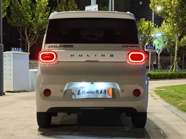 Wuling Hongguang Mini EV — Фото автомобиля 5