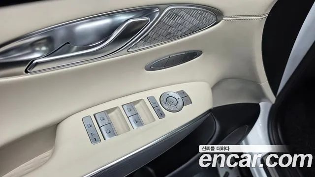 Genesis GV70 2.5T Бензин AWD — Фото автомобиля 7