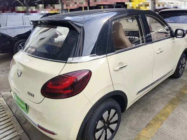 Wuling Bingo — Фото автомобиля 6