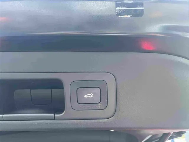 GAC Trumpchi E9 — Фото автомобиля 27