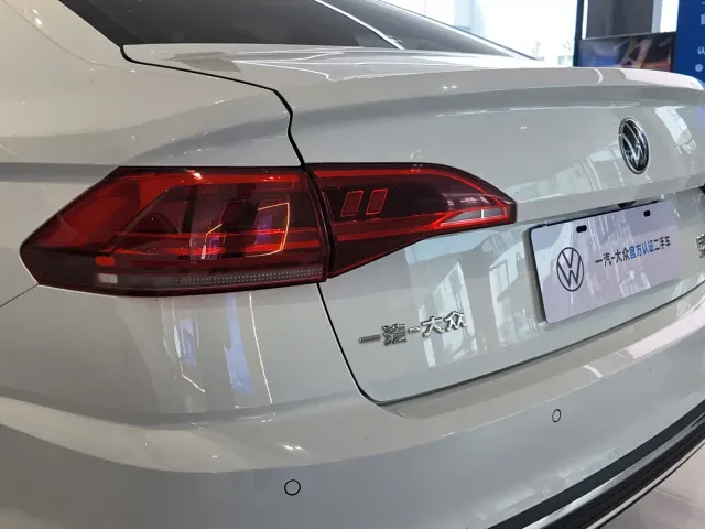 Volkswagen Bora — Фото автомобиля 11
