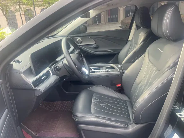 Chery Arrizo 8 — Фото автомобиля 4