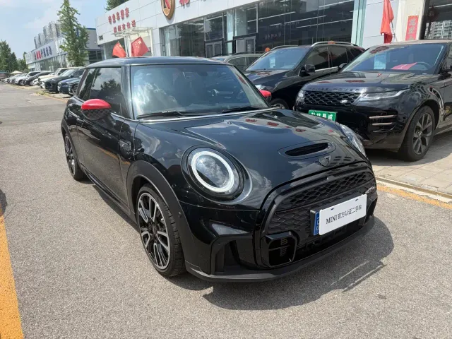 MINI Hatch — Фото автомобиля 3