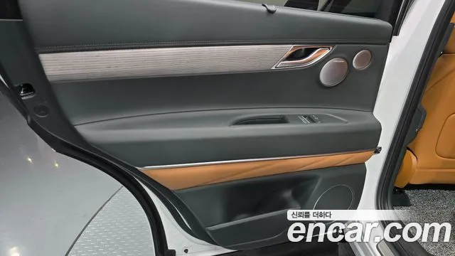 Genesis GV80 2.5T Бензин AWD — Фото автомобиля 23