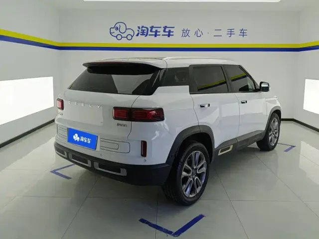 Geely ICON — Фото автомобиля 3