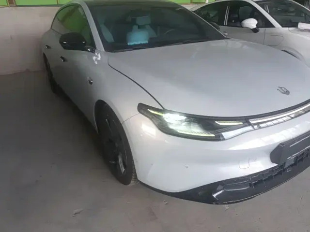 Leapmotor C01 — Фото автомобиля 3