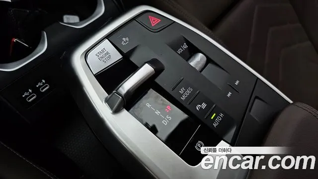 BMW X1 U11 — Фото автомобиля 9