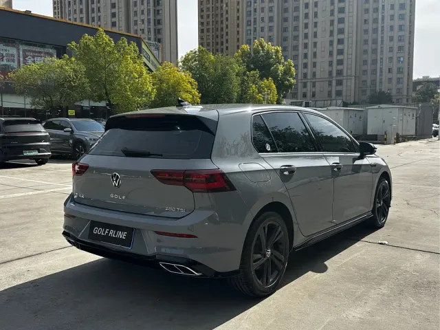 Volkswagen Golf — Фото автомобиля 6