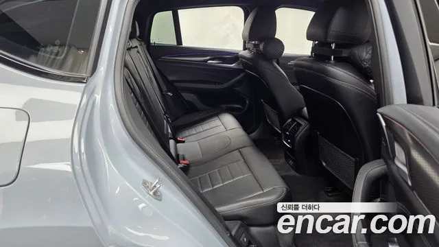 BMW X4 xDrive20i M Sport — Фото автомобиля 12