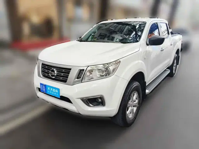 Фотография автомобиля — Nissan Navara