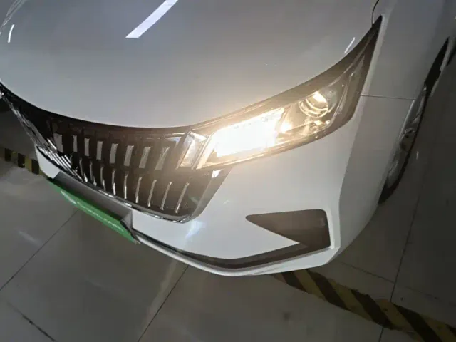 Wuling Jiachen — Фото автомобиля 23