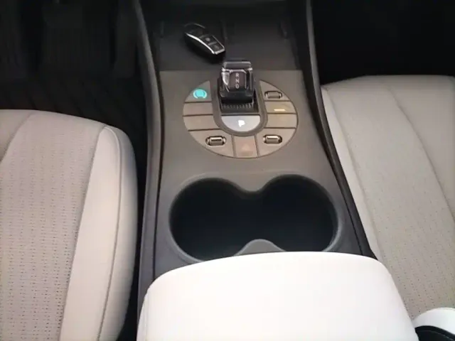BYD Seal 05 DM-i — Фото автомобиля 9