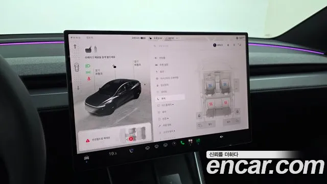 Tesla Model Y — Фото автомобиля 6