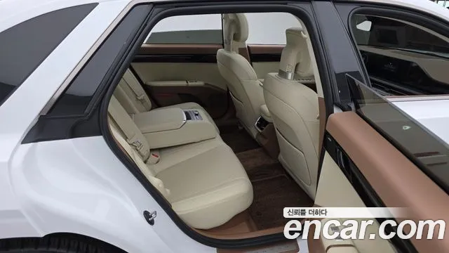 Hyundai Grandeur GN7 — Фото автомобиля 12