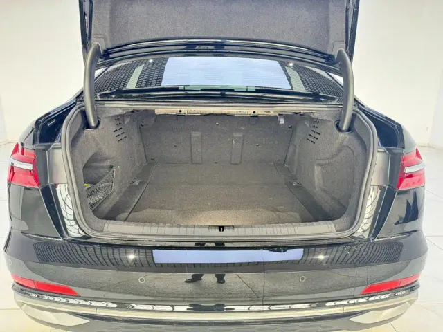 Audi A6L — Фото автомобиля 6
