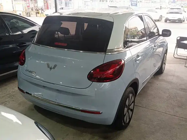 Wuling Bingo — Фото автомобиля 6