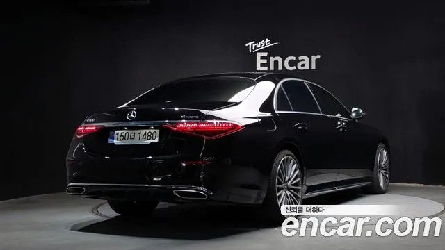 Mercedes-Benz S-Class — Фото автомобиля 2