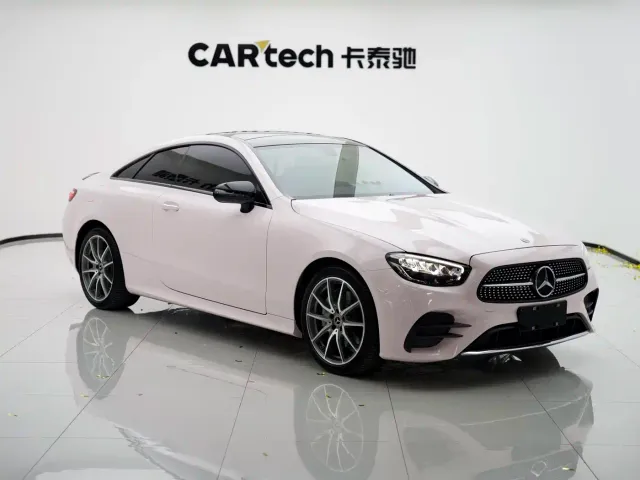 Mercedes-Benz E-Class — Фото автомобиля 12