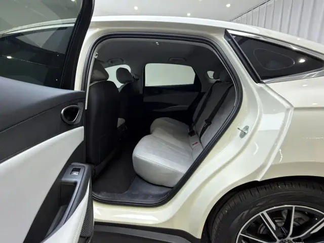 BYD Seal 06 — Фото автомобиля 12