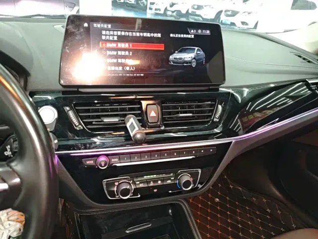 BMW 1 Series — Фото автомобиля 12