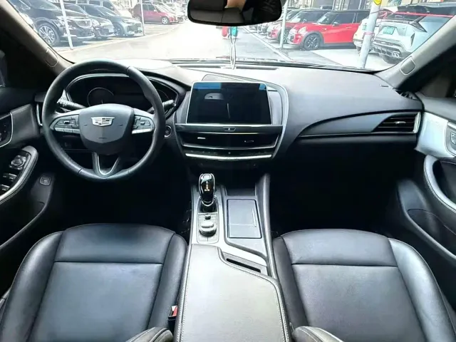 Cadillac CT5 — Фото автомобиля 6