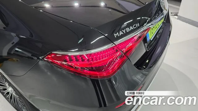 Mercedes-Benz S-Class — Фото автомобиля 13