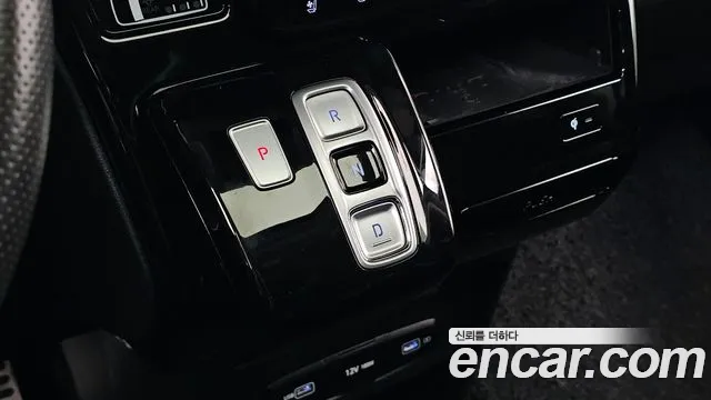 Hyundai Staria — Фото автомобиля 12