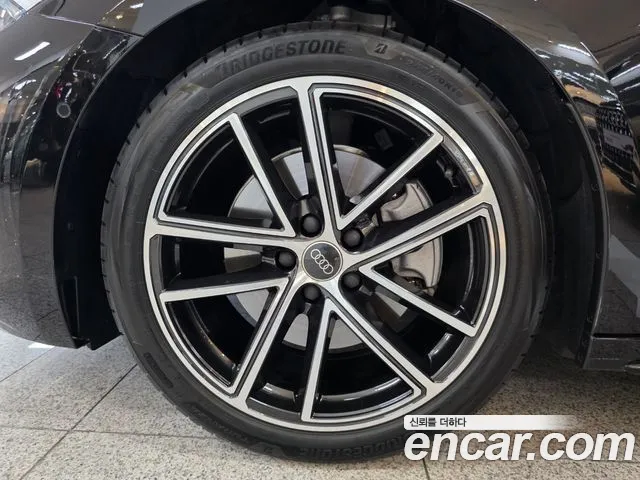 Audi A5 B10 — Фото автомобиля 5